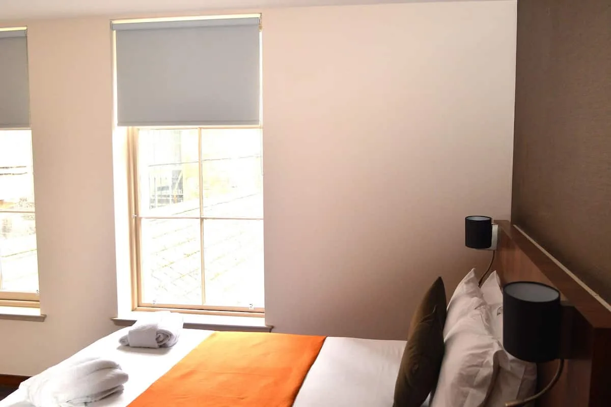 Classic Double Room at The Place Hotel, Edinburgh, photo 2